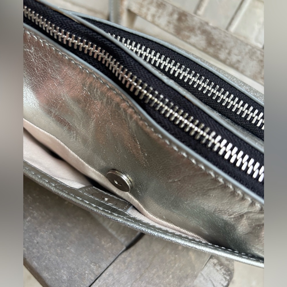 LUCKY BRAND Leather KODA Metallic SILVER Topanga CONVERTIBLE Shoulder Bag 🎉 - Picture 10 of 16